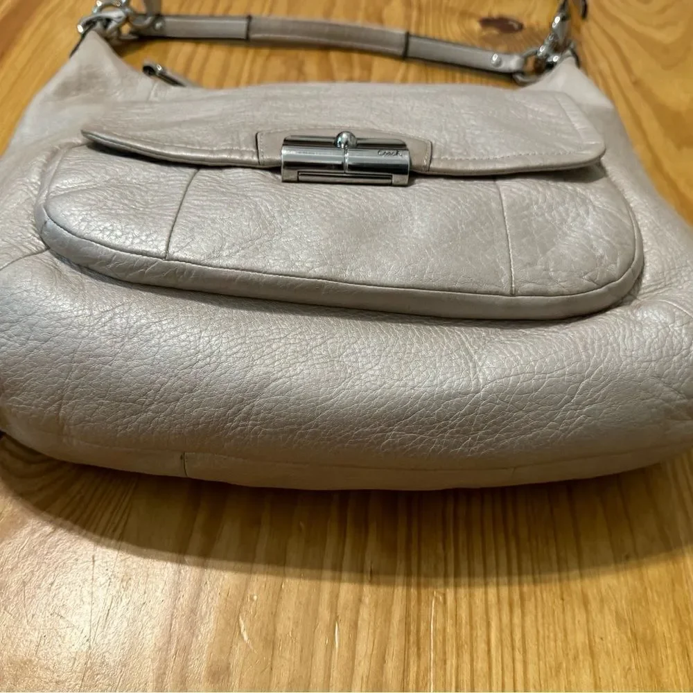 Coach Kristin Leather Large Hobo F22309 Champagne Silver Shoulder Handbag Purse